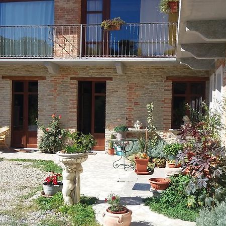 Agriturismo Ercolana Neviglie エクステリア 写真