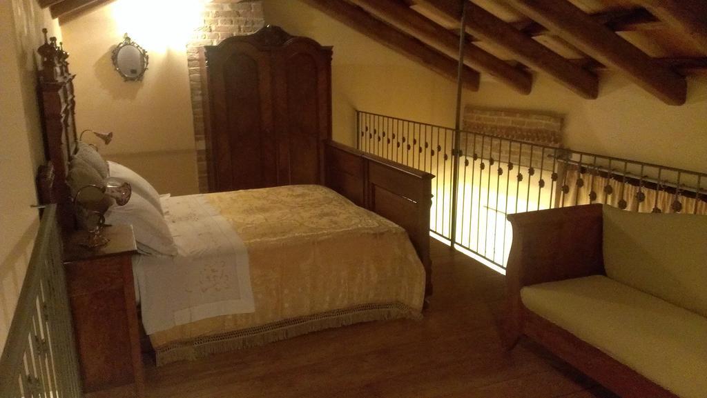 Agriturismo Ercolana Neviglie 部屋 写真